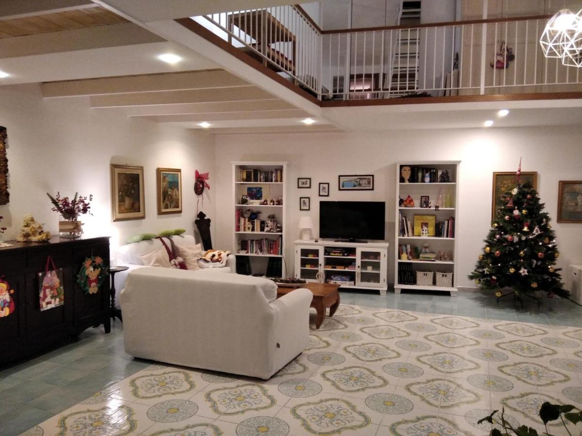 A Casa Di Monica Pozzuoli